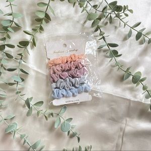 ☁ Satin Pastel Coloured Small Scrunchie Pack ☁